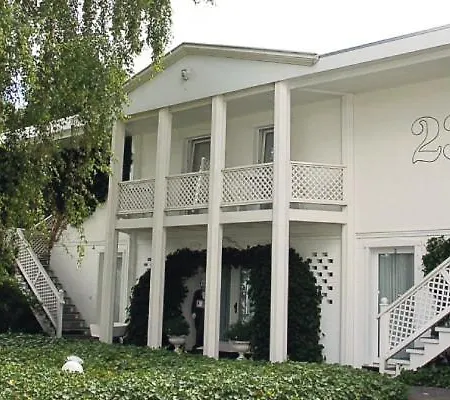 Πανσιόν Duhnen Haus 23 3*